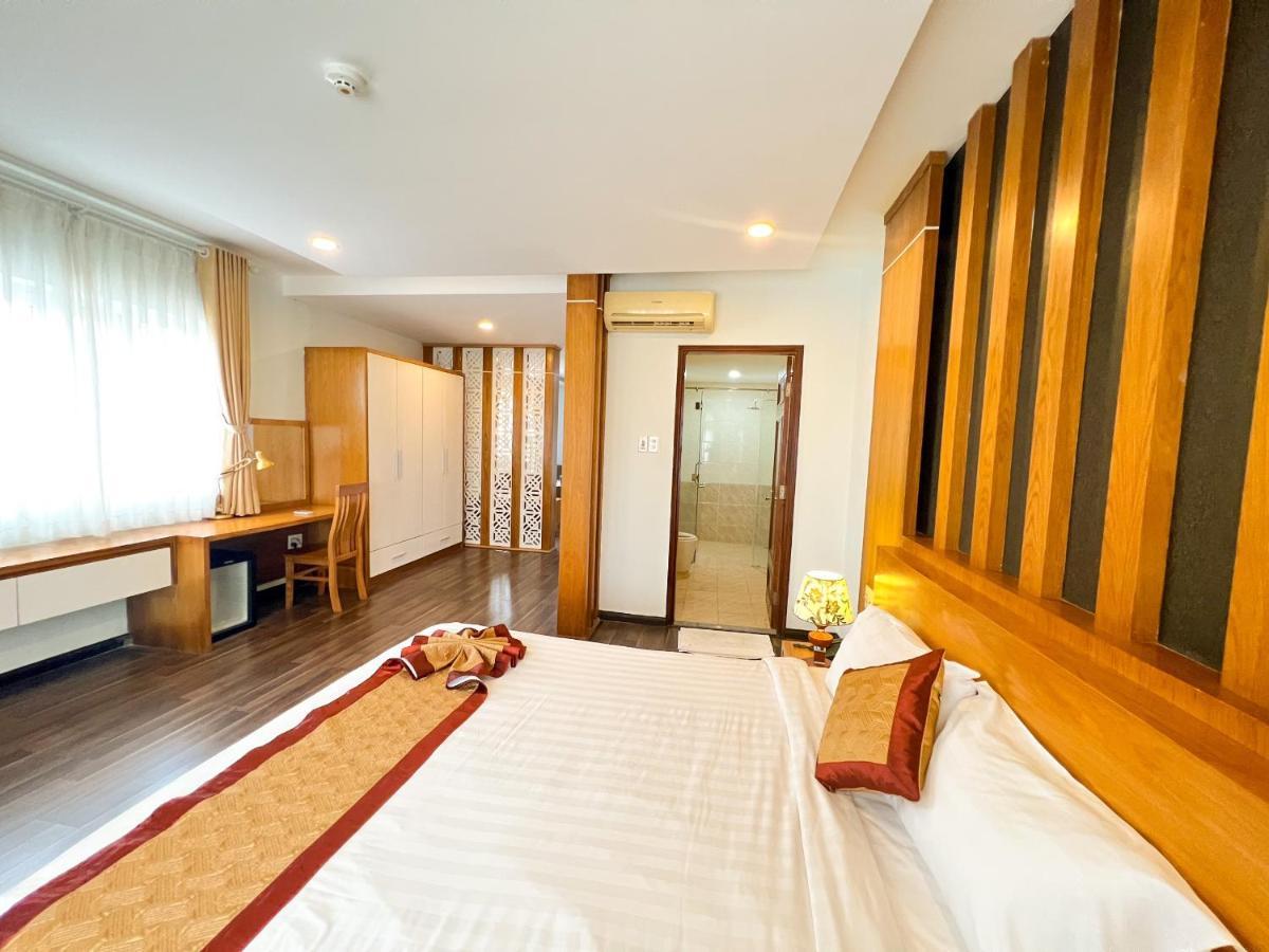 Legacy Riverside Khách sạn