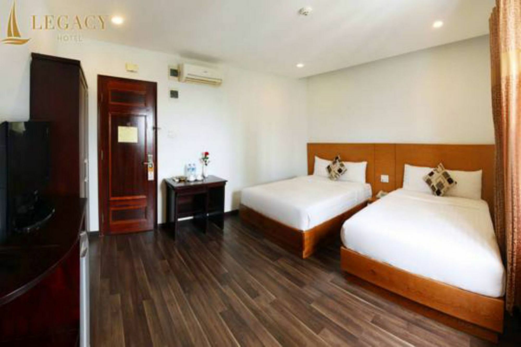Legacy Riverside Khách sạn Đà Nẵng